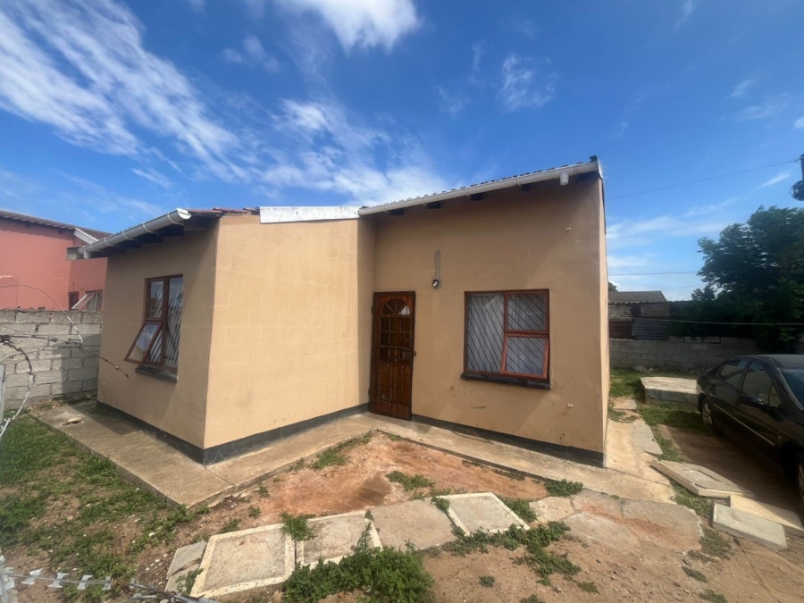 2 Bedroom Property for Sale in Soweto On Sea Eastern Cape